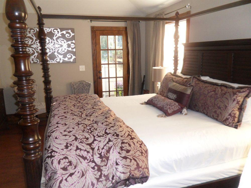 Carriage Way Inn Bed & Breakfast Adults Only - 21 Years Old And Up Сент-Огастин Экстерьер фото