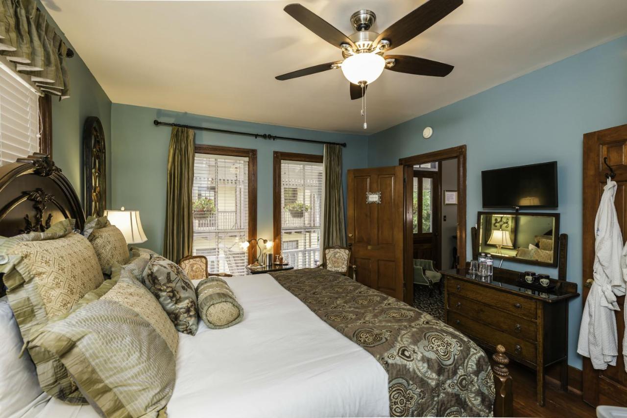Carriage Way Inn Bed & Breakfast Adults Only - 21 Years Old And Up Сент-Огастин Экстерьер фото